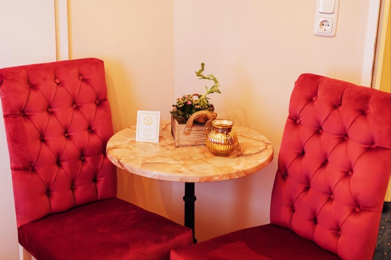 Hotel Hamburger Perle Екстер'єр фото