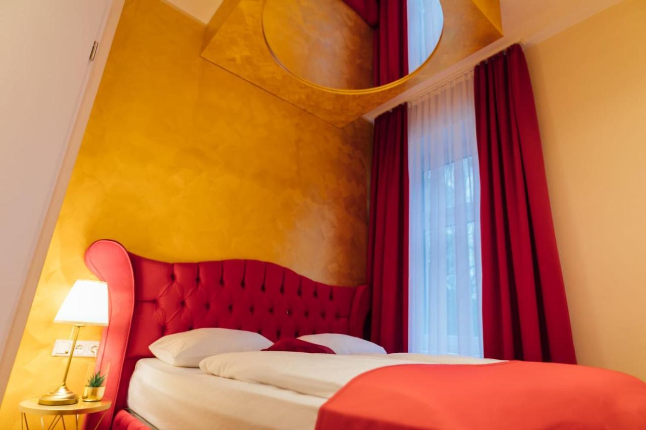 Hotel Hamburger Perle Екстер'єр фото